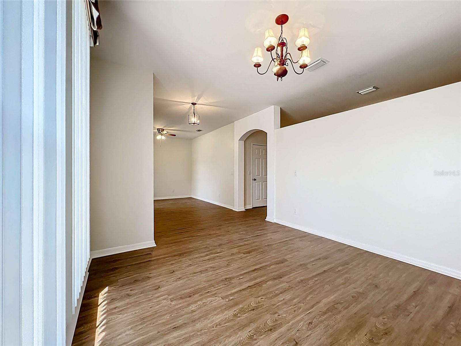 BARRINGTON PH 02 - Residential Lease