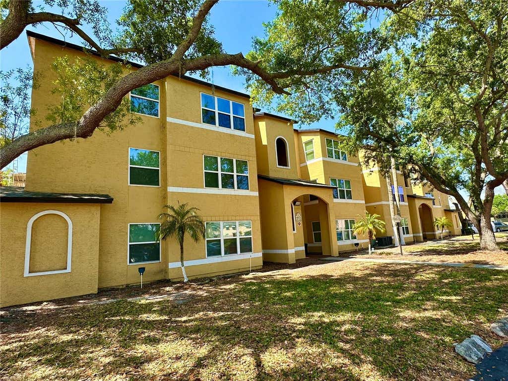 Photo of 4572 Commander Drive #1234, Orlando, FL 32822 (MLS # O6424050)