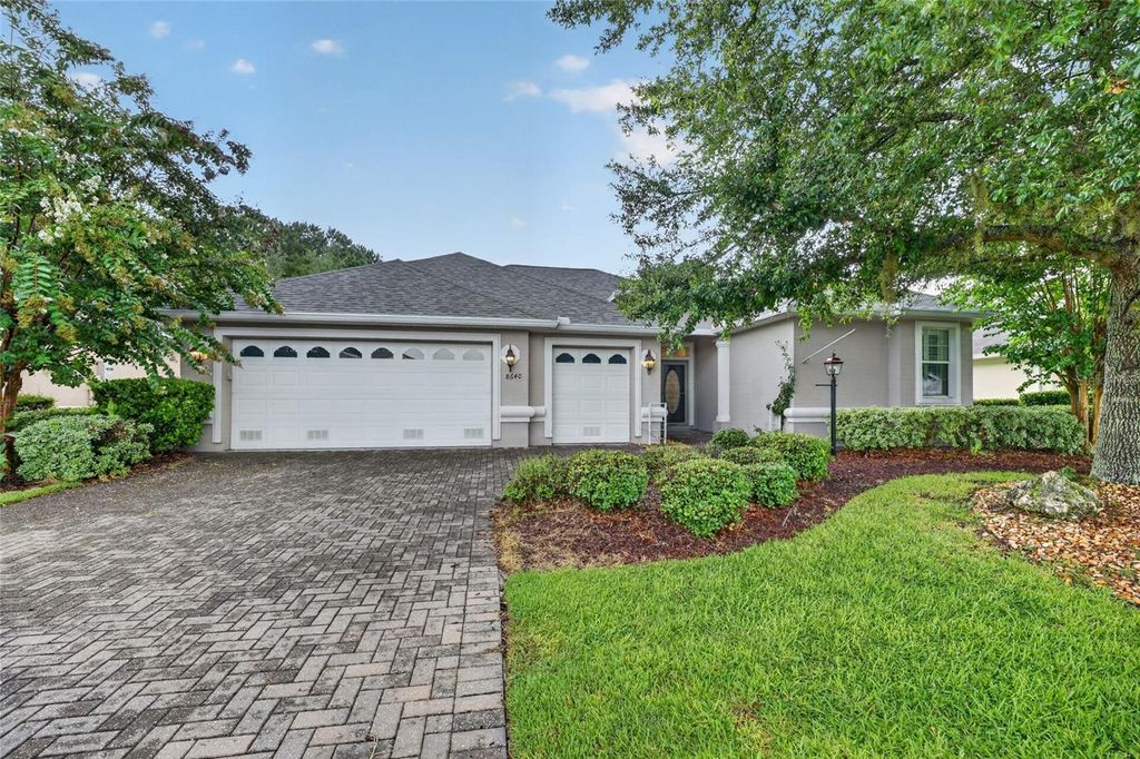 Photo of 8640 SW 86th Circle, Ocala, FL 34481 (MLS # OM728996)