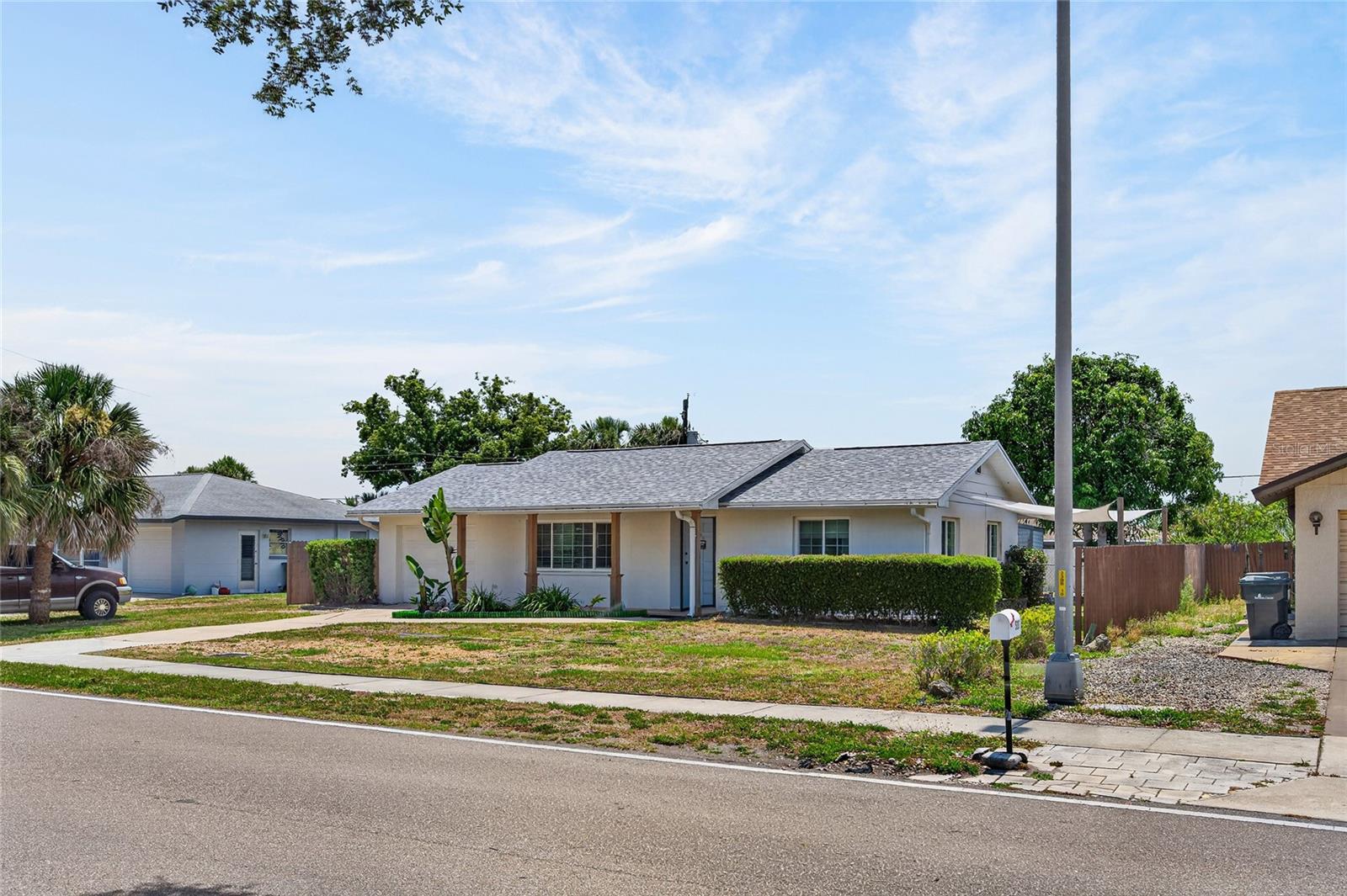 VENICE GARDENS - Residential