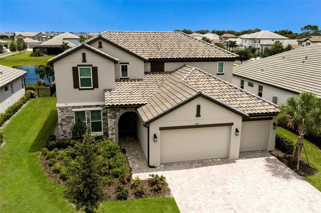 Photo of 4811 Honey Dew Lane, Bradenton, FL 34211 (MLS # A4703523)