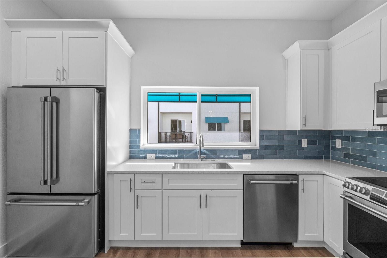 AZUL TWNHMS CONDO - Residential