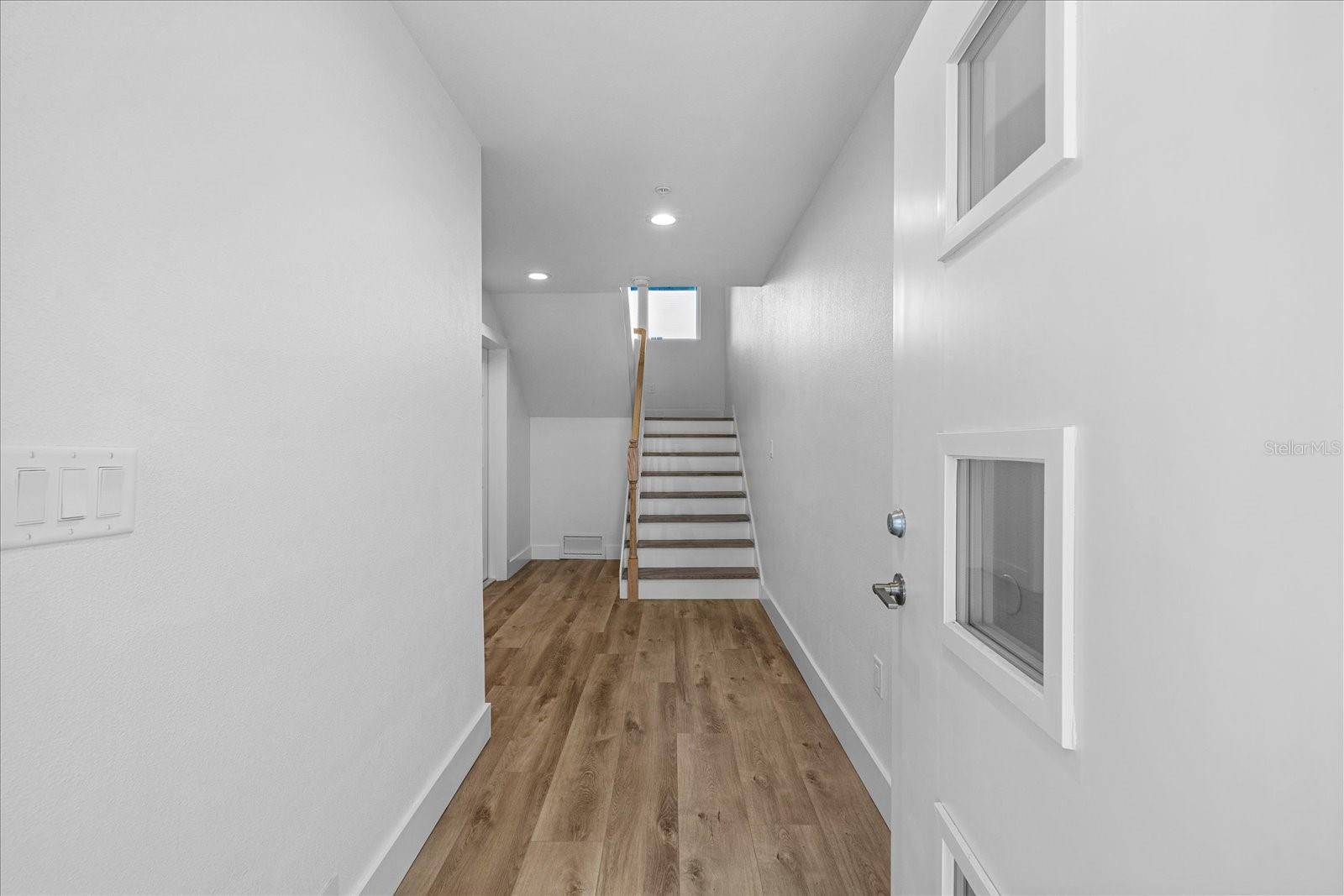 AZUL TWNHMS CONDO - Residential