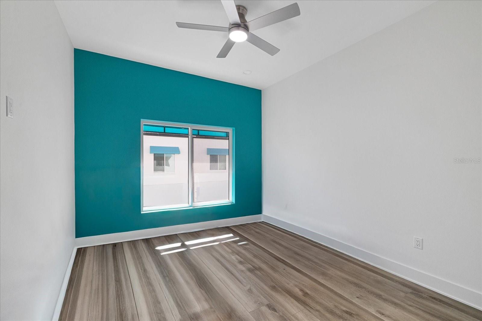 AZUL TWNHMS CONDO - Residential