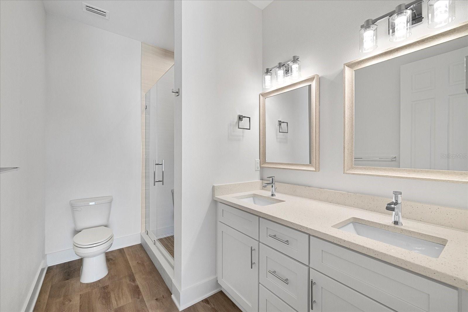 AZUL TWNHMS CONDO - Residential