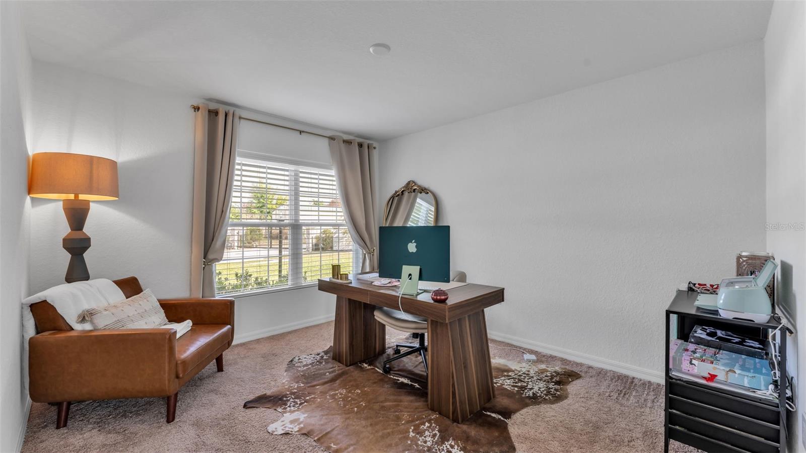 LAKE ARIANA ESTATES - Residential