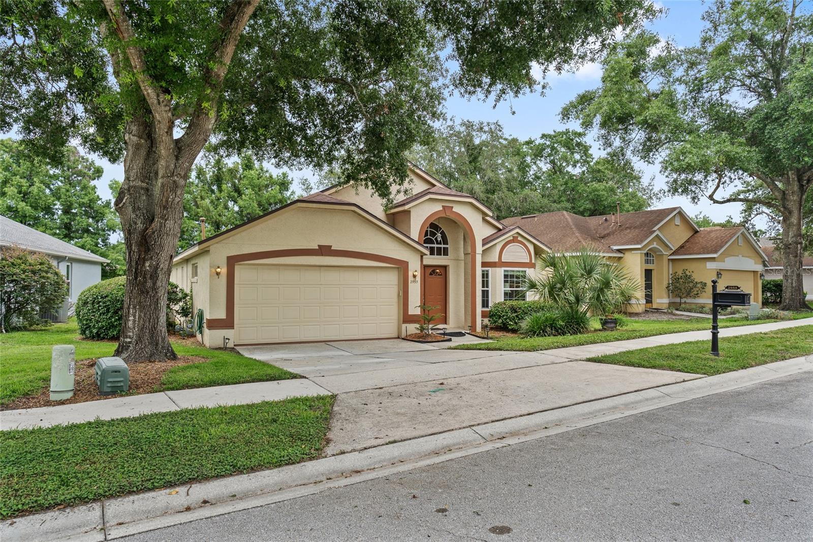 2955 SABEL OAK PLACE