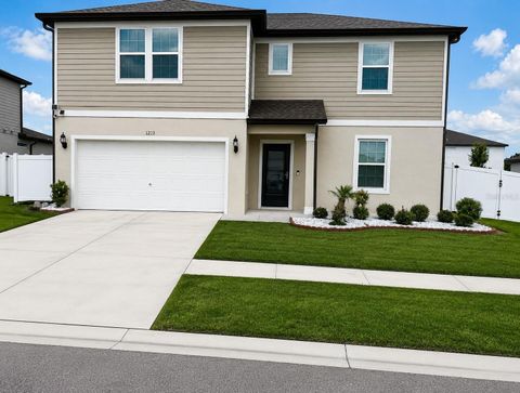 Photo of 1213 Michelangelo Lane, Winter Haven, FL 33884 (MLS # O6408212)