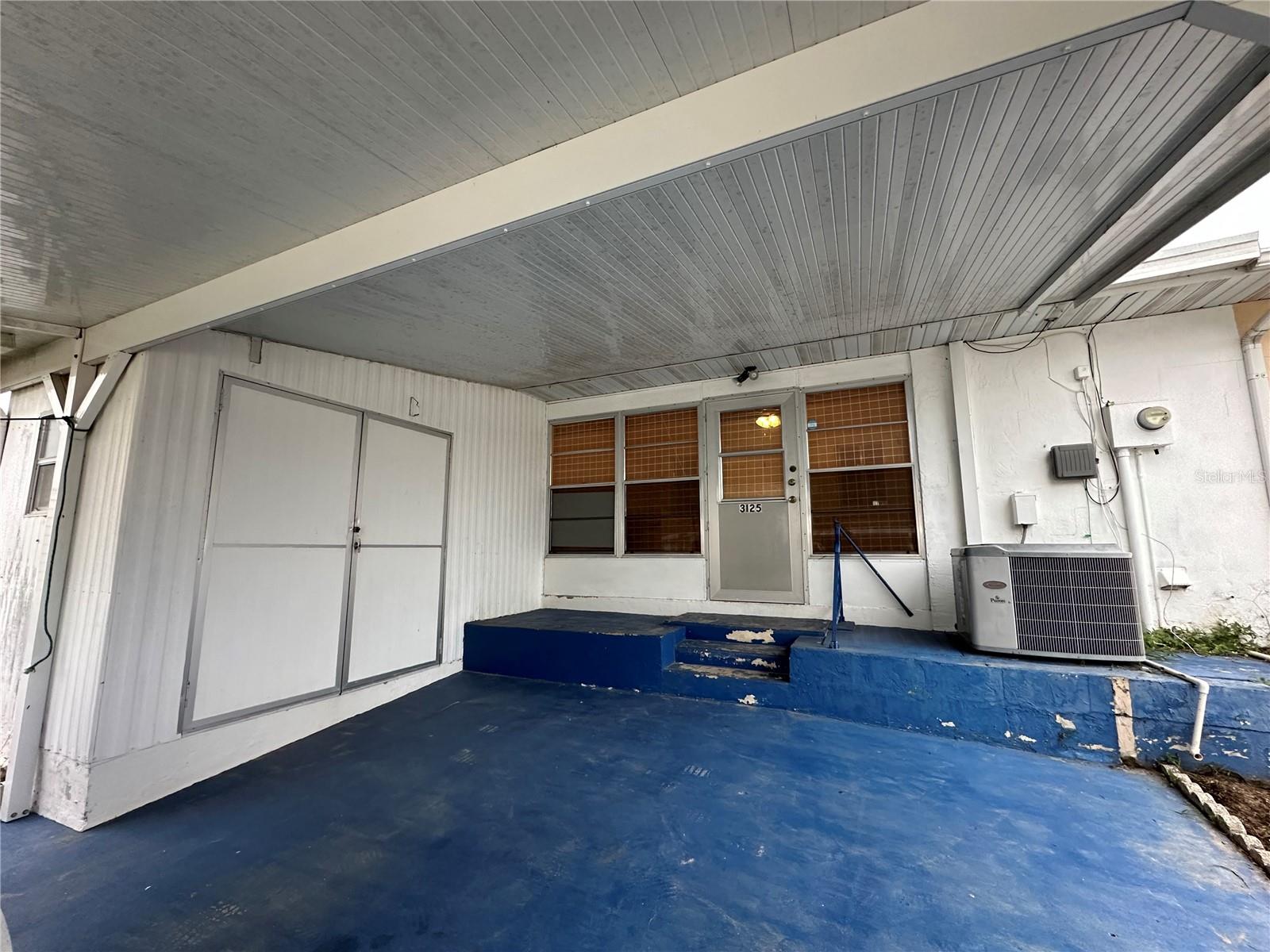 VILLA ROAD SUB - Residential Lease