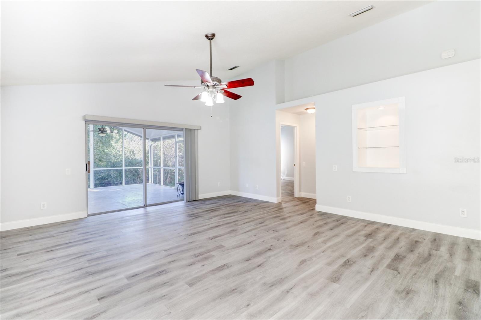 BEACON SQUARE - Residential Lease