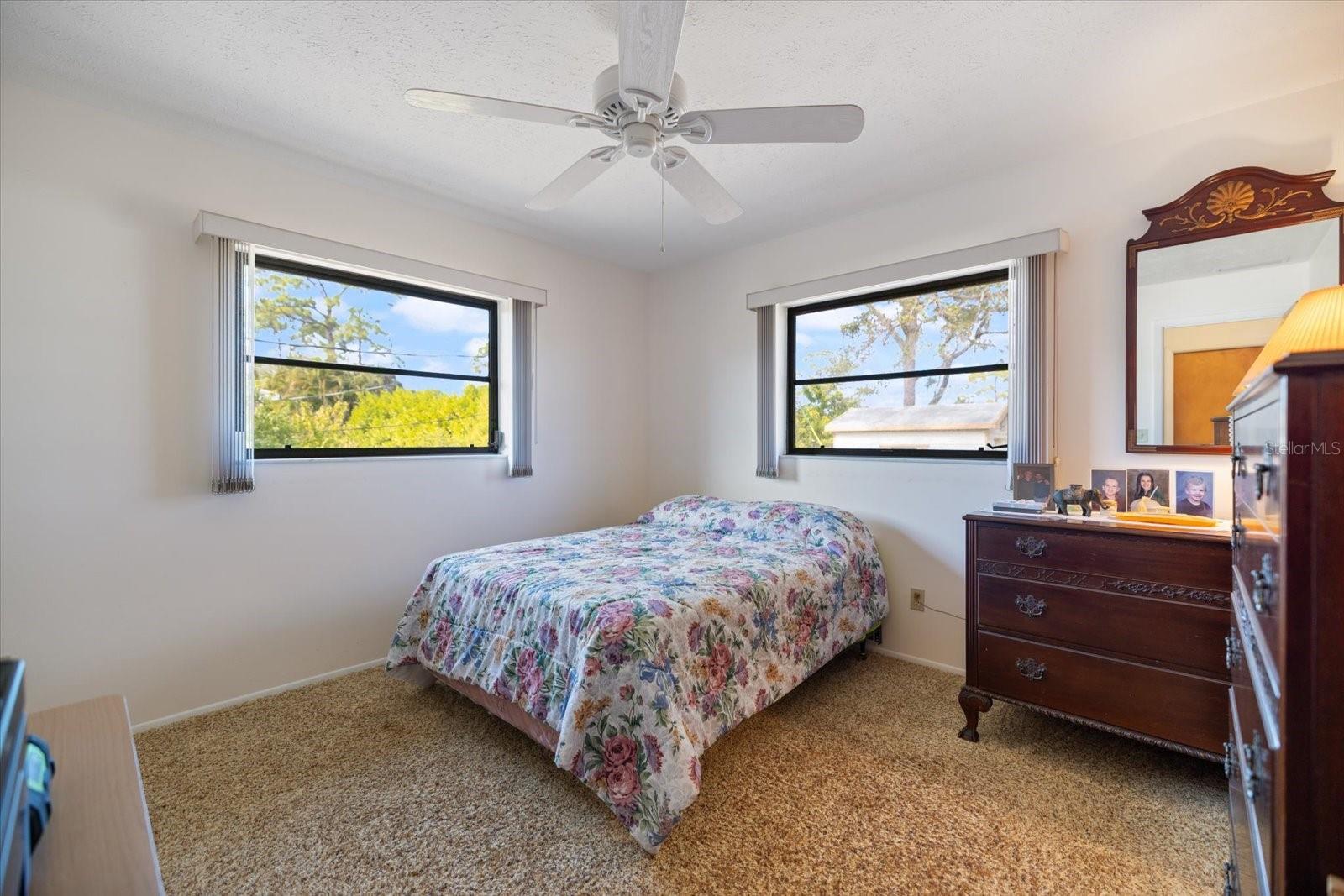 SOUTH VENICE - Residential