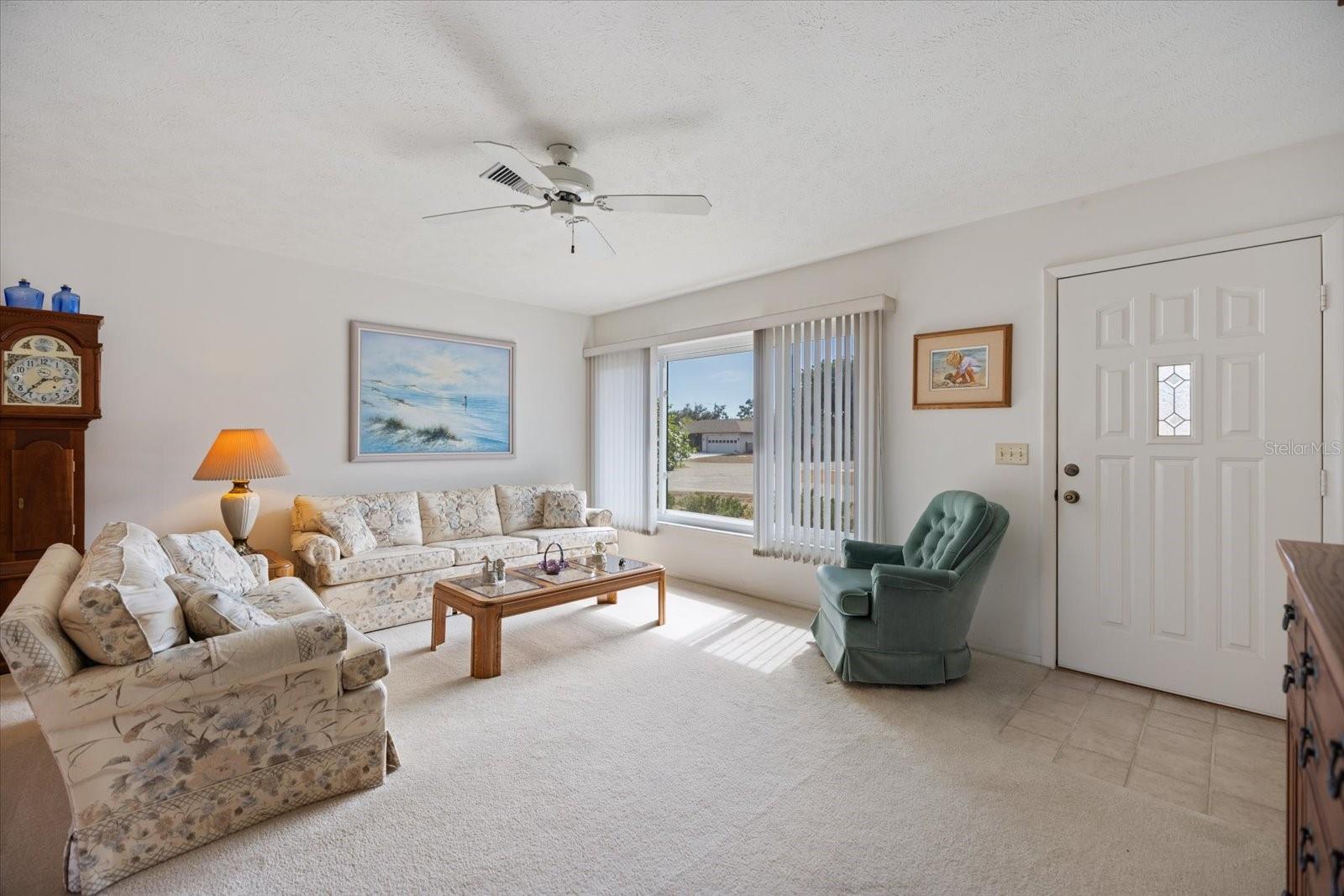 SOUTH VENICE - Residential