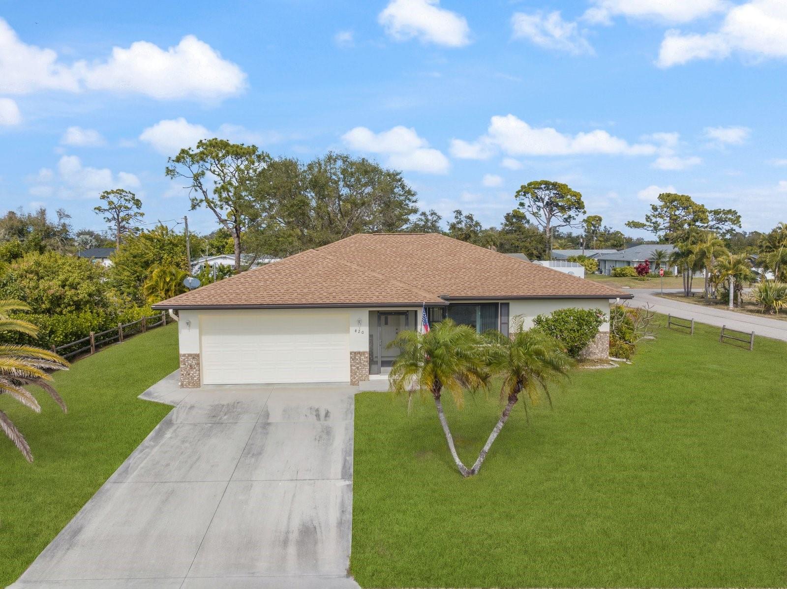 SOUTH VENICE - Residential