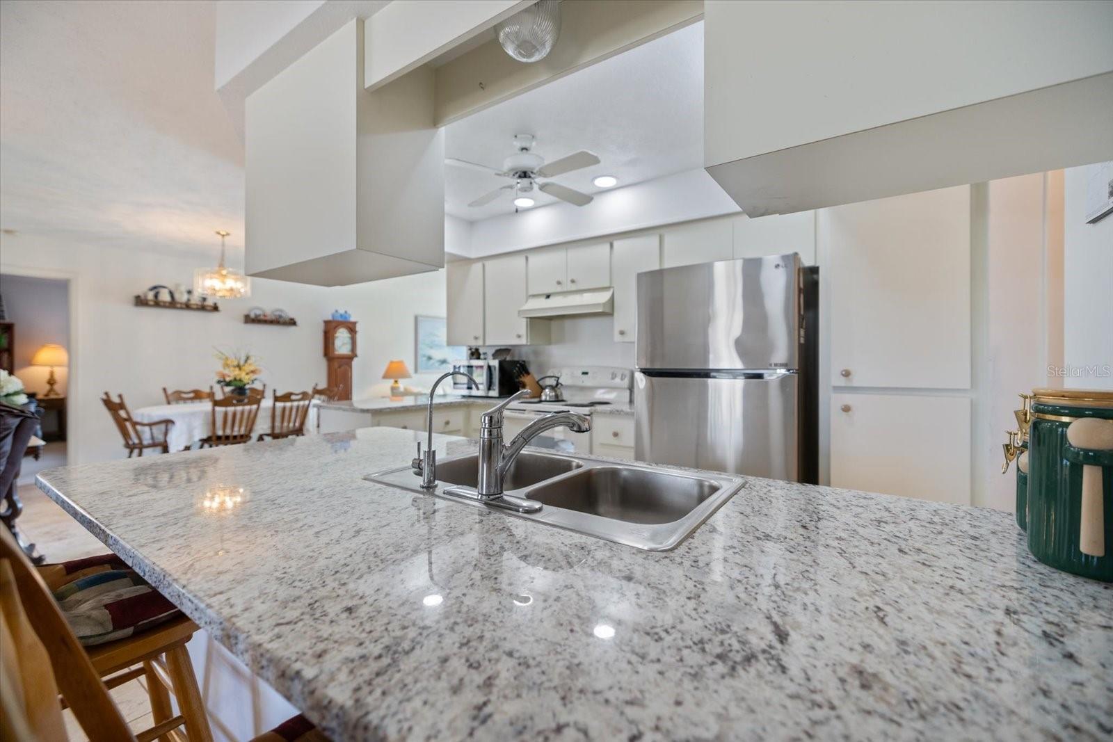 SOUTH VENICE - Residential