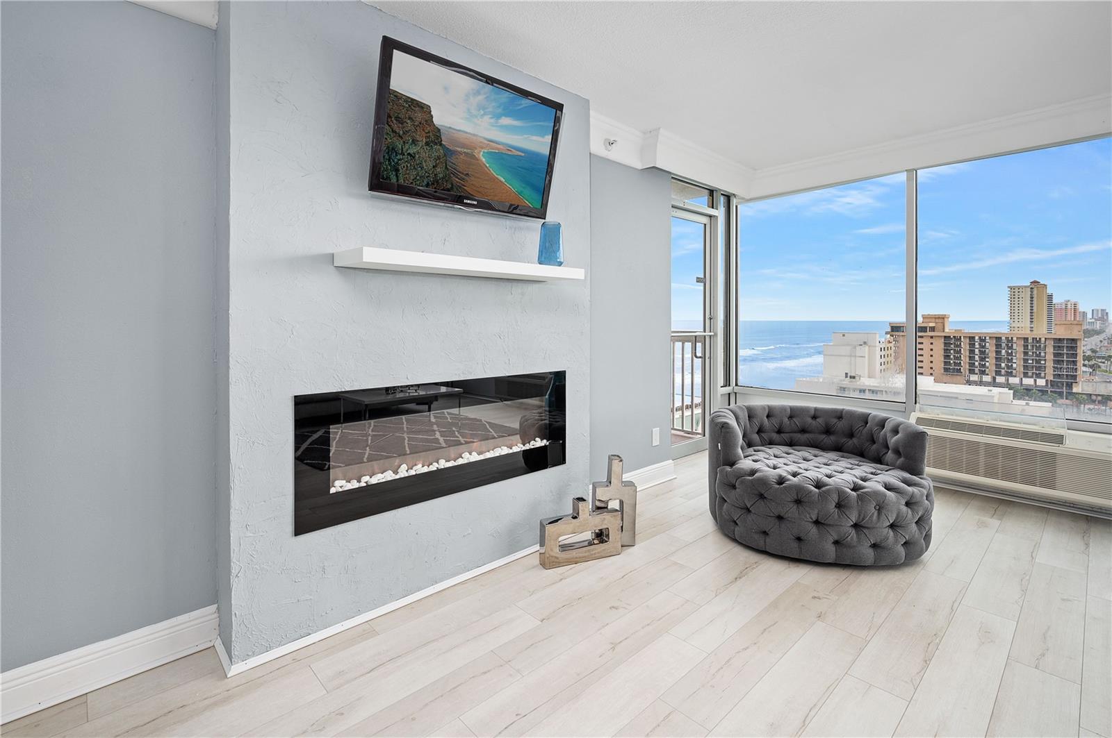 DAYTONA BEACH RESORT & CONF CENTER - Residential