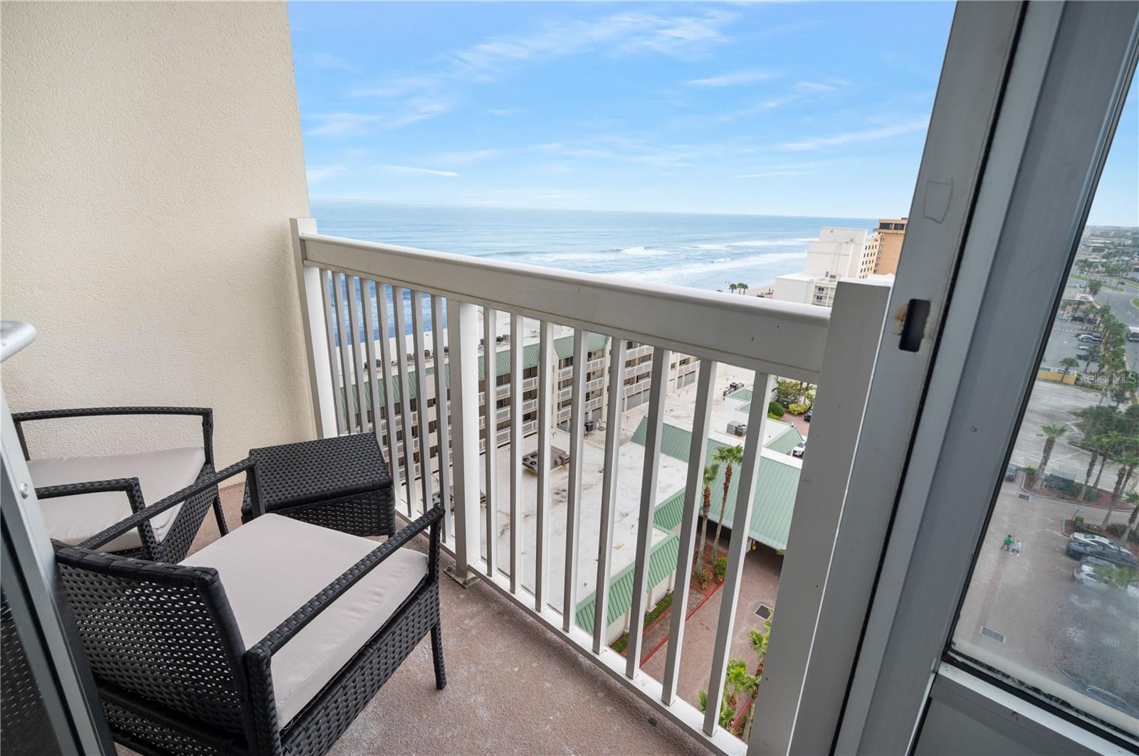 DAYTONA BEACH RESORT & CONF CENTER - Residential