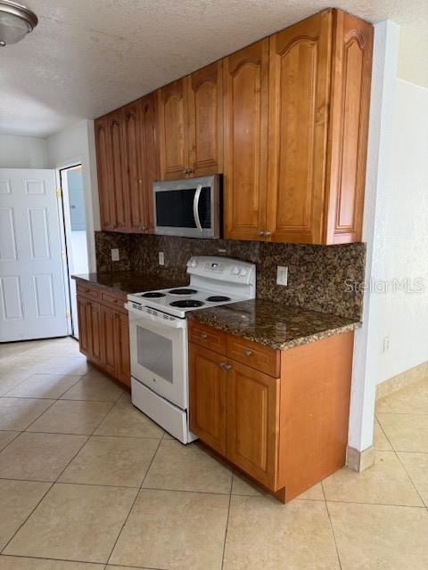 PORT CHARLOTTE SEC 023 - Residential Lease