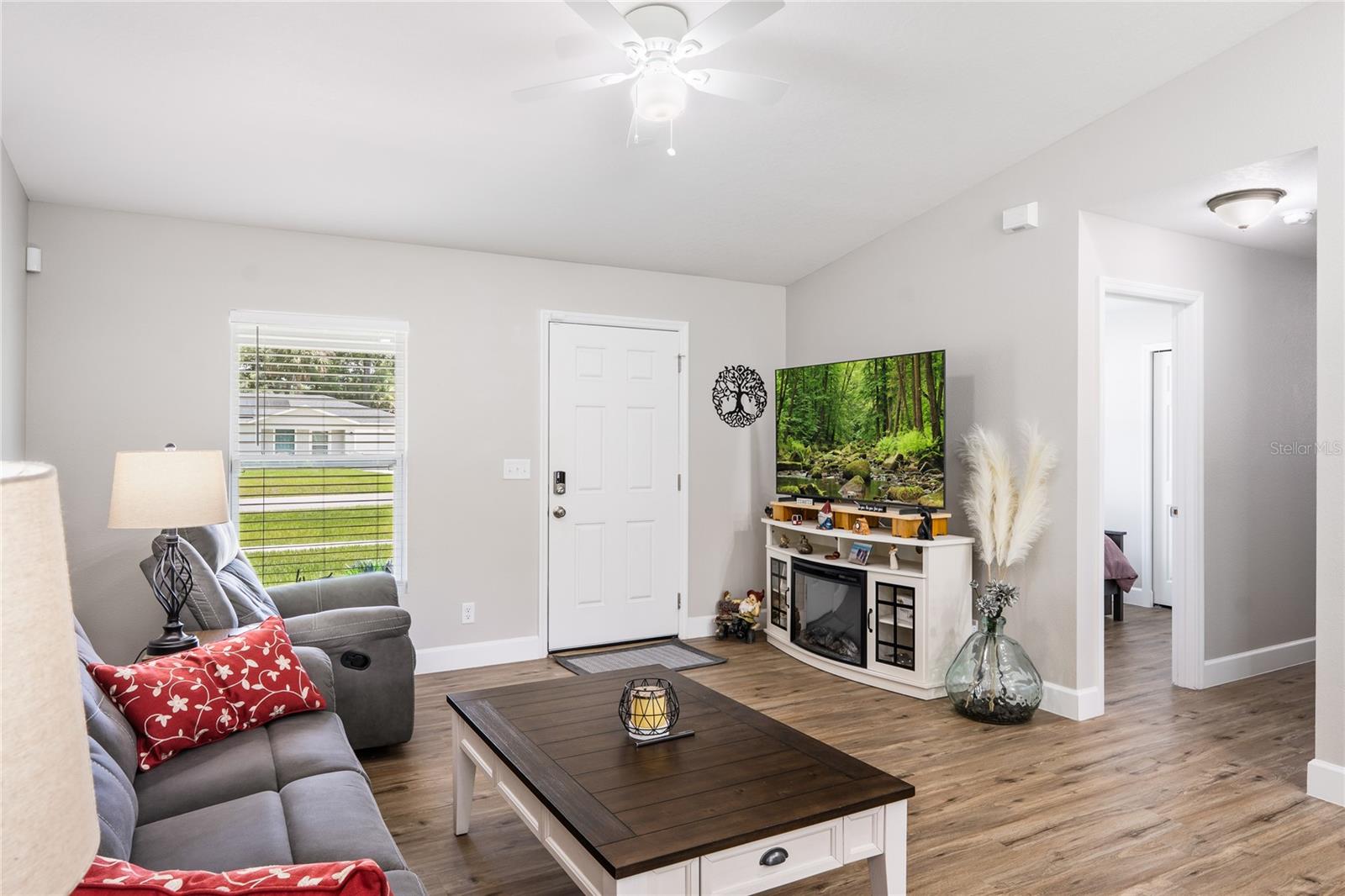 351 W ELM DRIVE