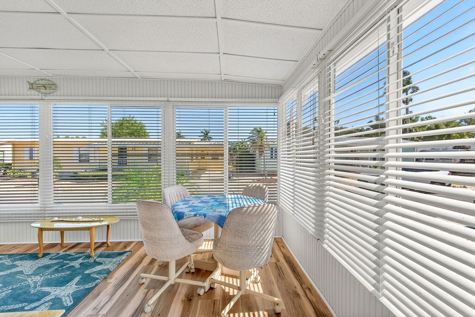 PALMA SOLA SHORES - Residential