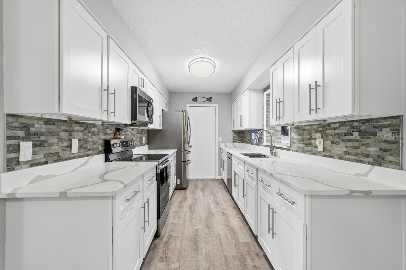 FLORIDA SHORES 23 REV - Residential