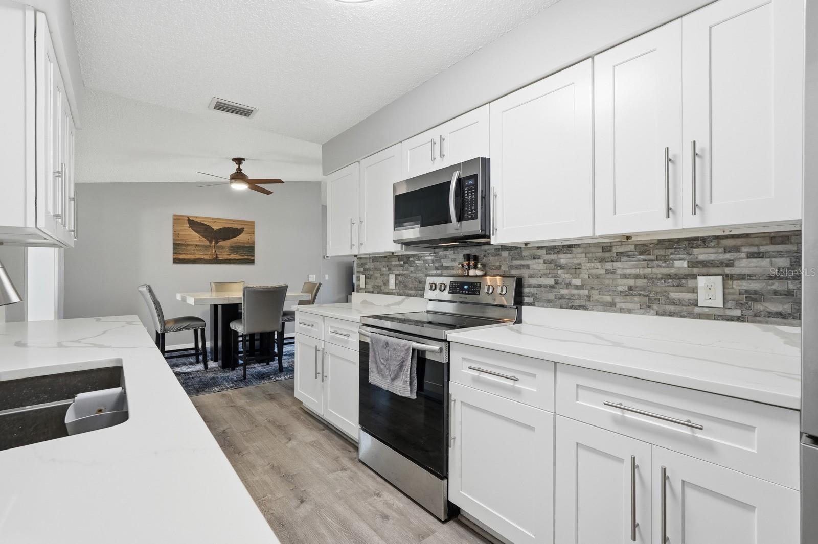 FLORIDA SHORES 23 REV - Residential