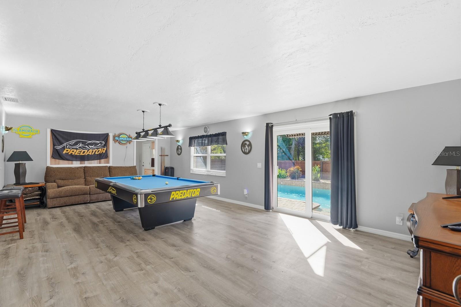 FLORIDA SHORES 23 REV - Residential