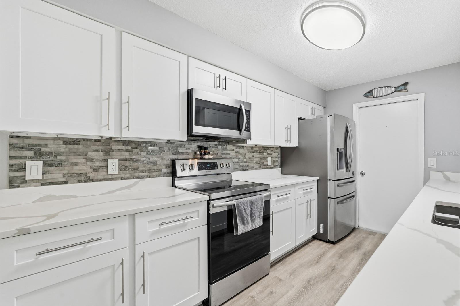 FLORIDA SHORES 23 REV - Residential