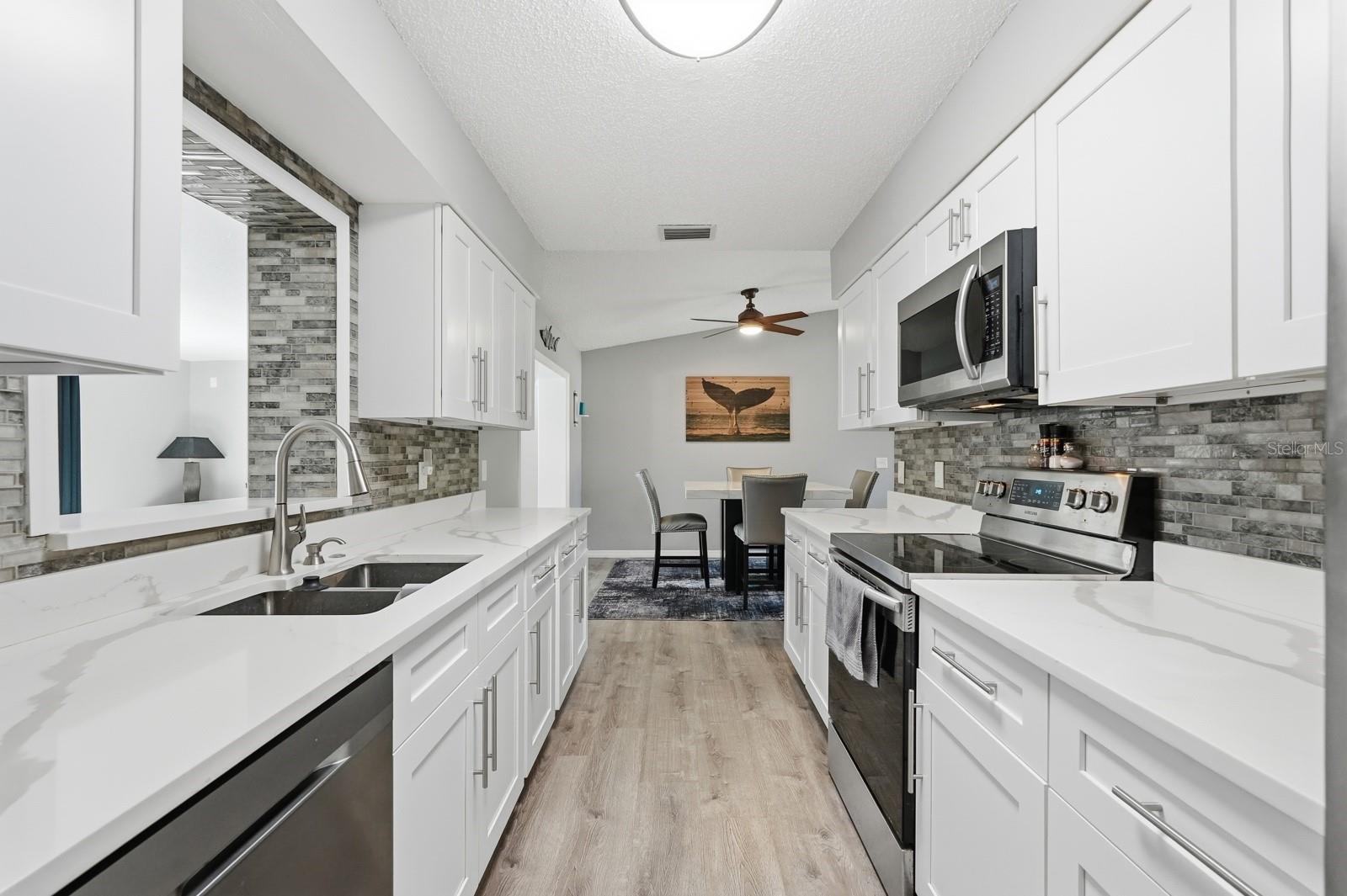 FLORIDA SHORES 23 REV - Residential