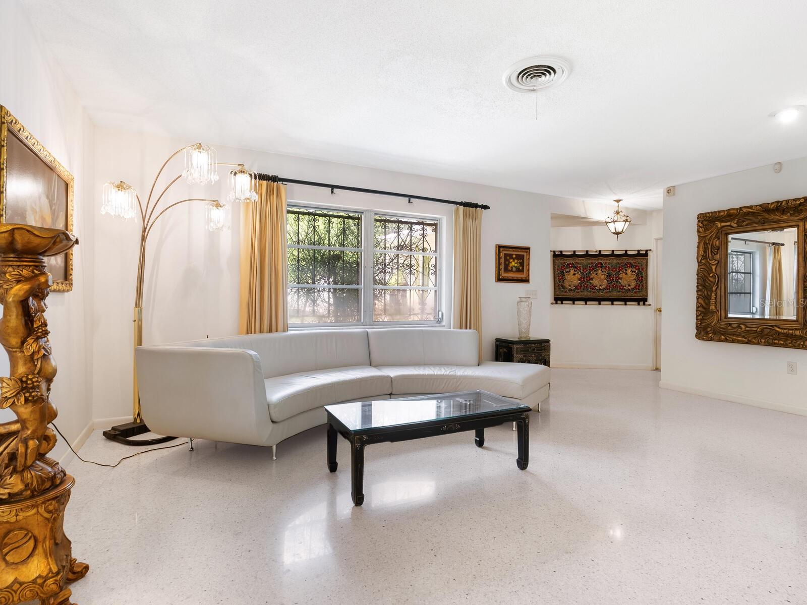 302 MENDEZ DRIVE