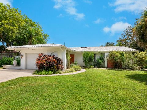 302 MENDEZ DRIVE SARASOTA FL 34243