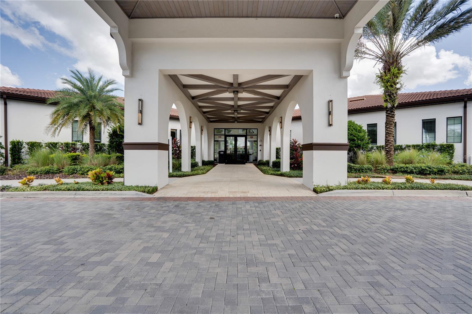 FOREST BROOKE ACTIVE ADULT PH - Residential Lease