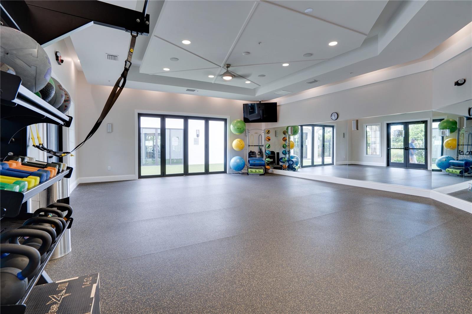 FOREST BROOKE ACTIVE ADULT PH - Residential Lease