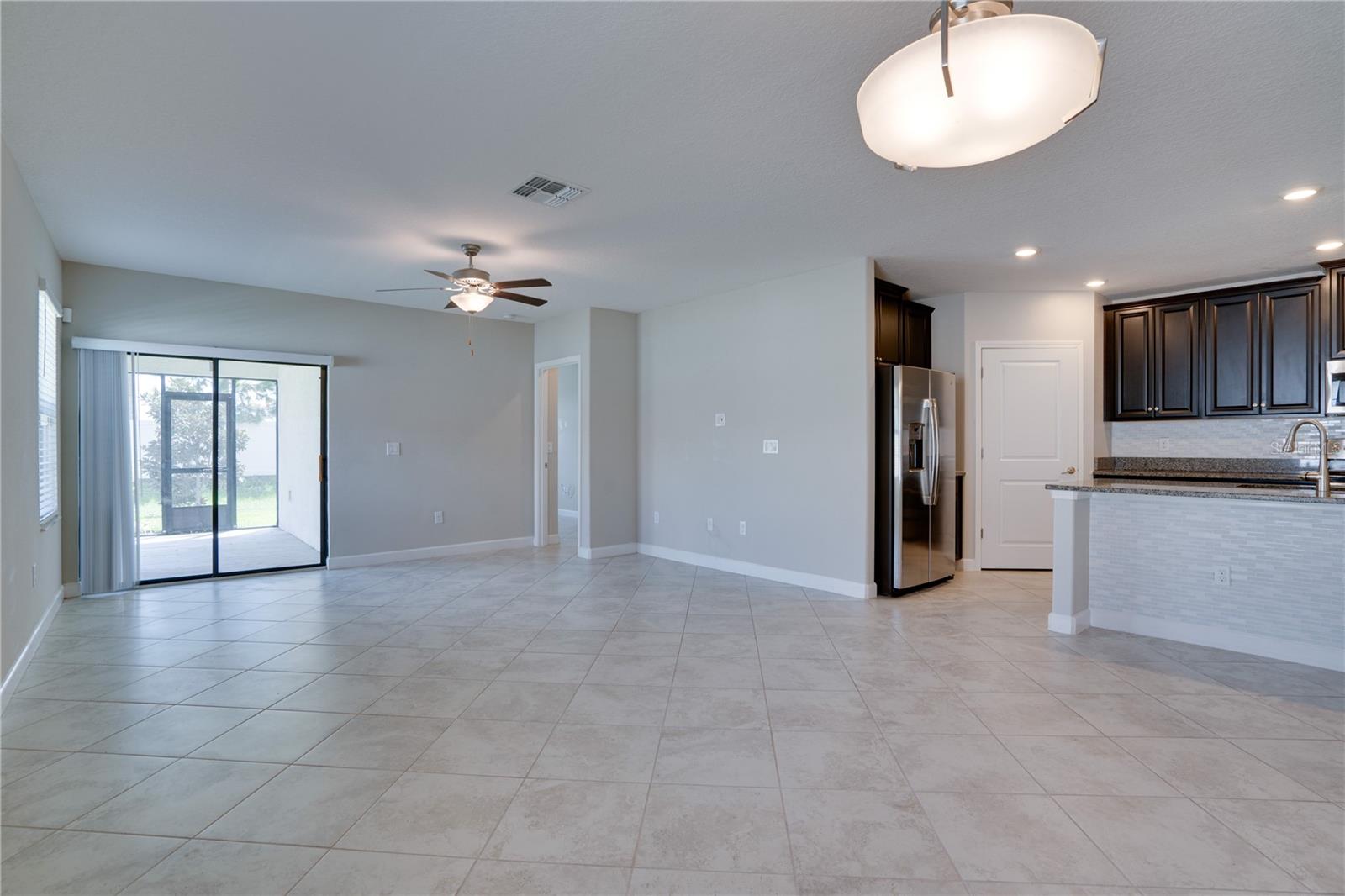 FOREST BROOKE ACTIVE ADULT PH - Residential Lease