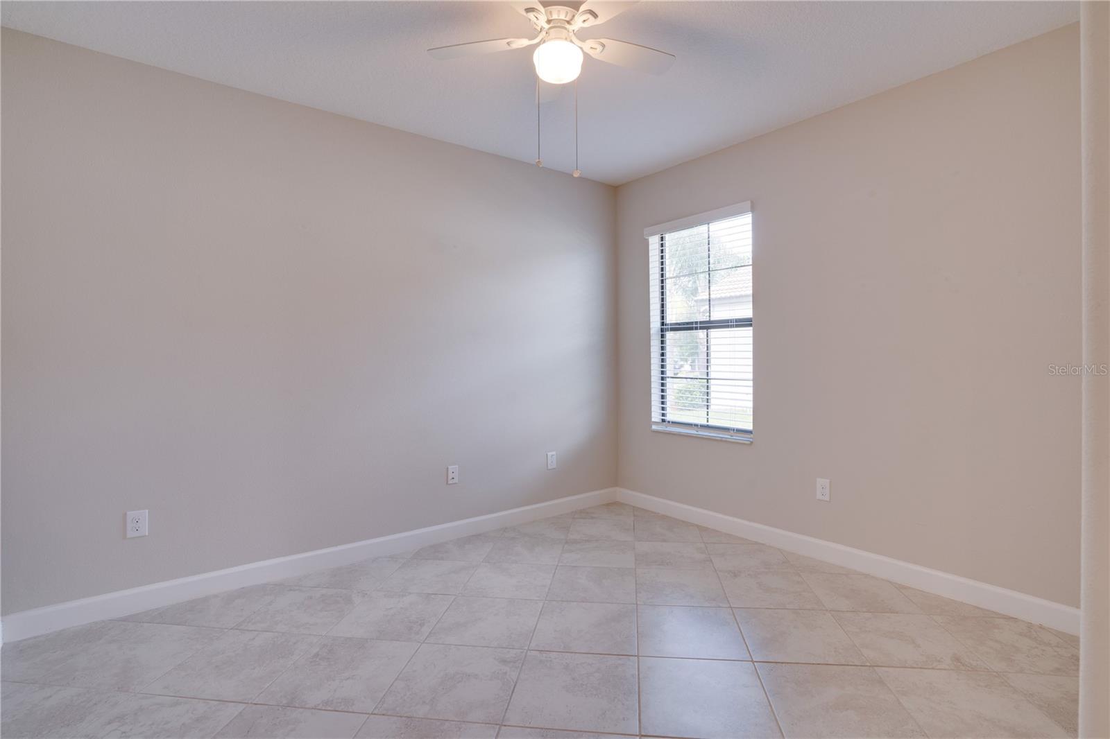 FOREST BROOKE ACTIVE ADULT PH - Residential Lease