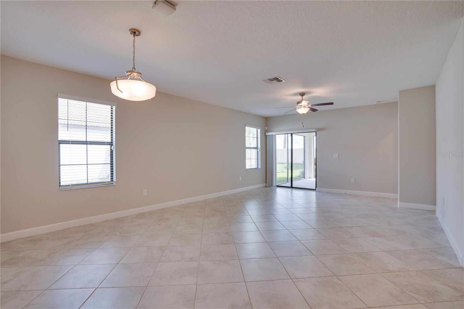 FOREST BROOKE ACTIVE ADULT PH - Residential Lease