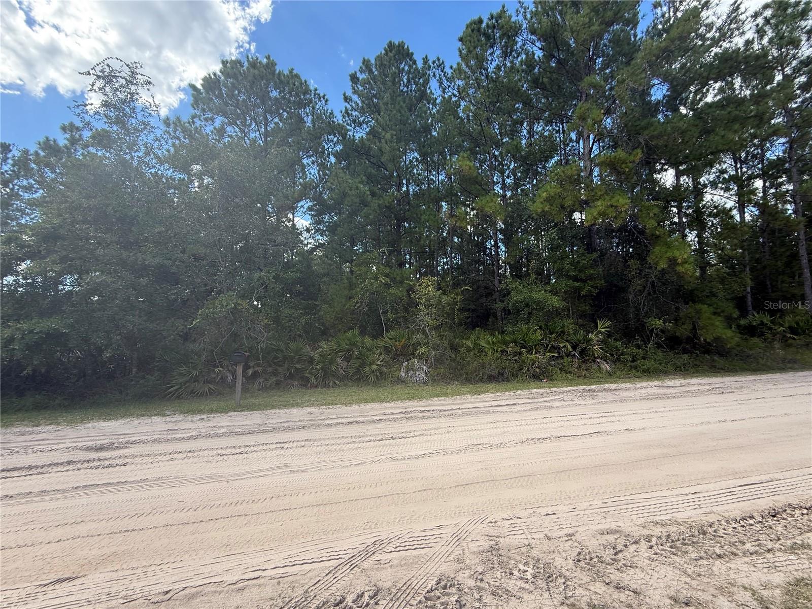 PLANTATION FARMS SOUTH - Land