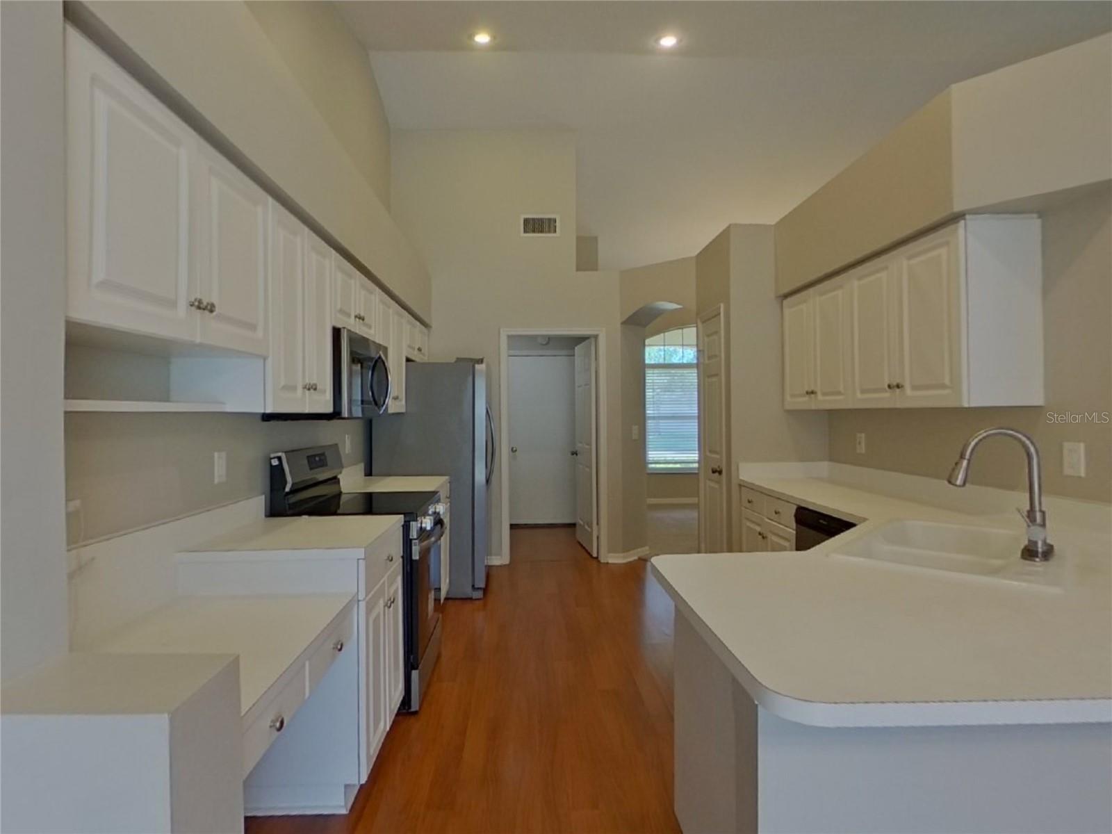 CALUSA TRACE UNIT ONE - Residential Lease