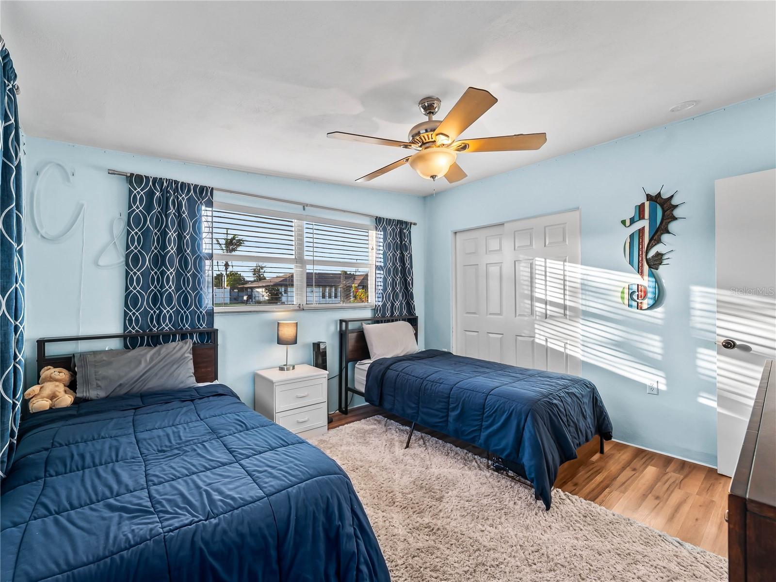 SOUTH VENICE - Residential