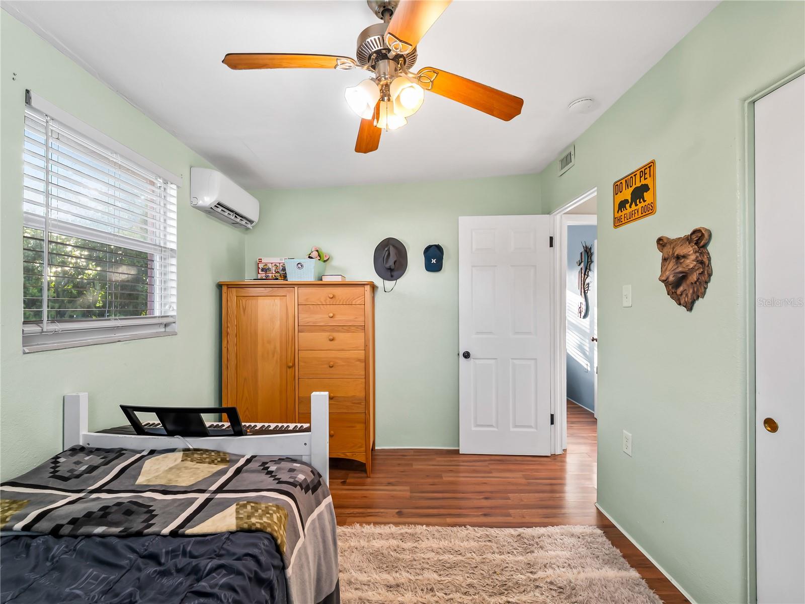 SOUTH VENICE - Residential