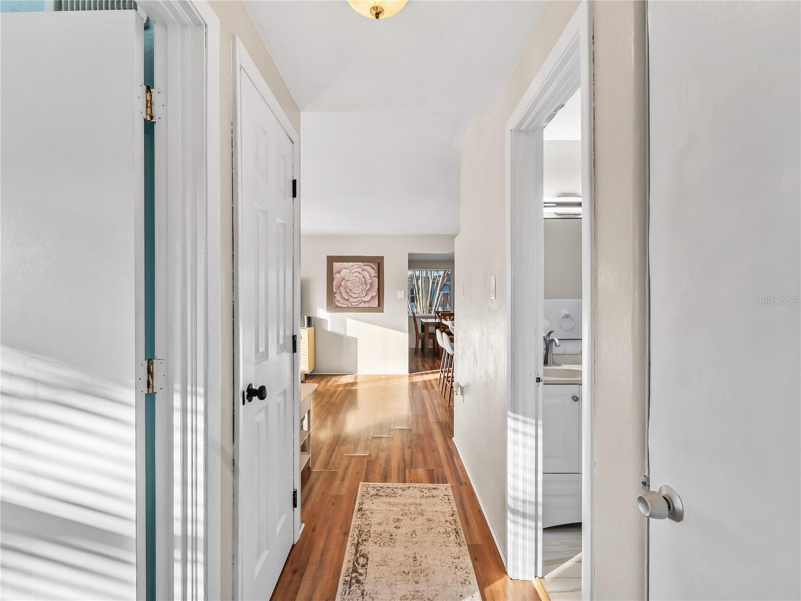 SOUTH VENICE - Residential