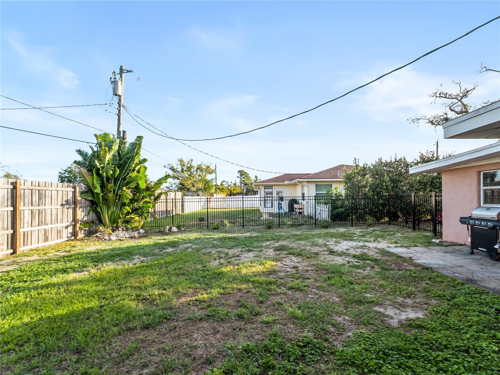 SOUTH VENICE - Residential