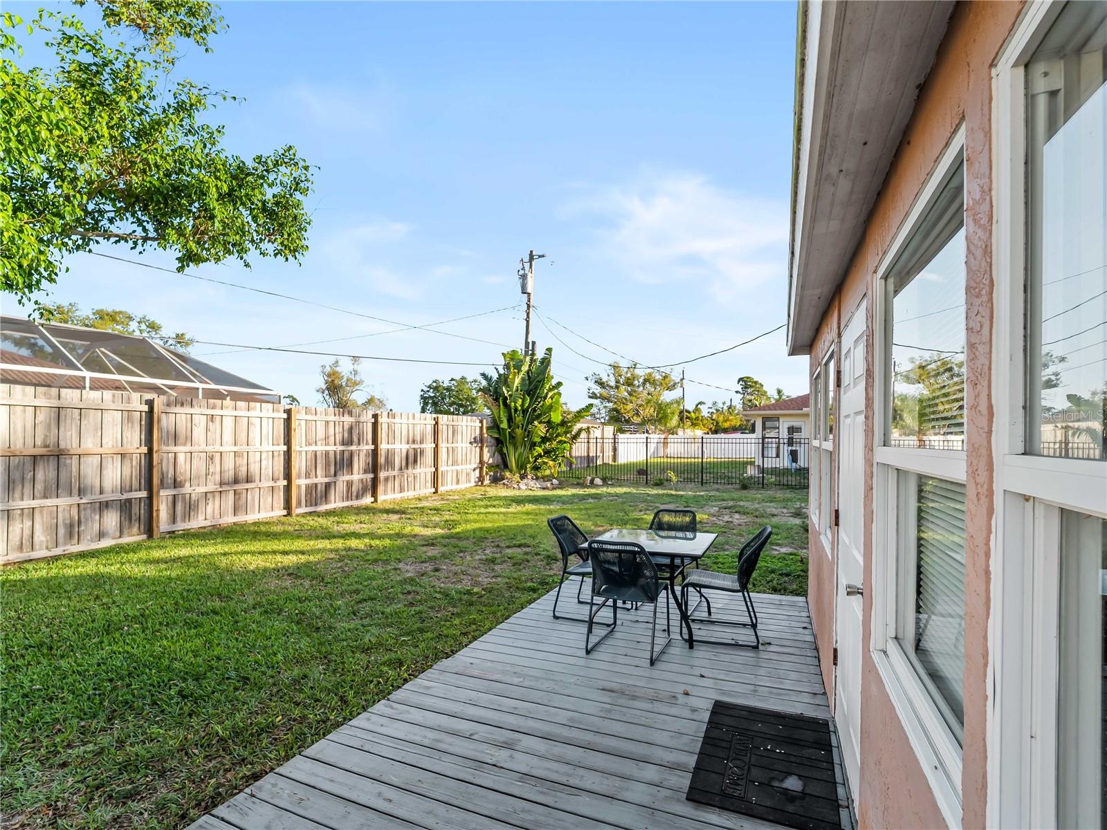 SOUTH VENICE - Residential