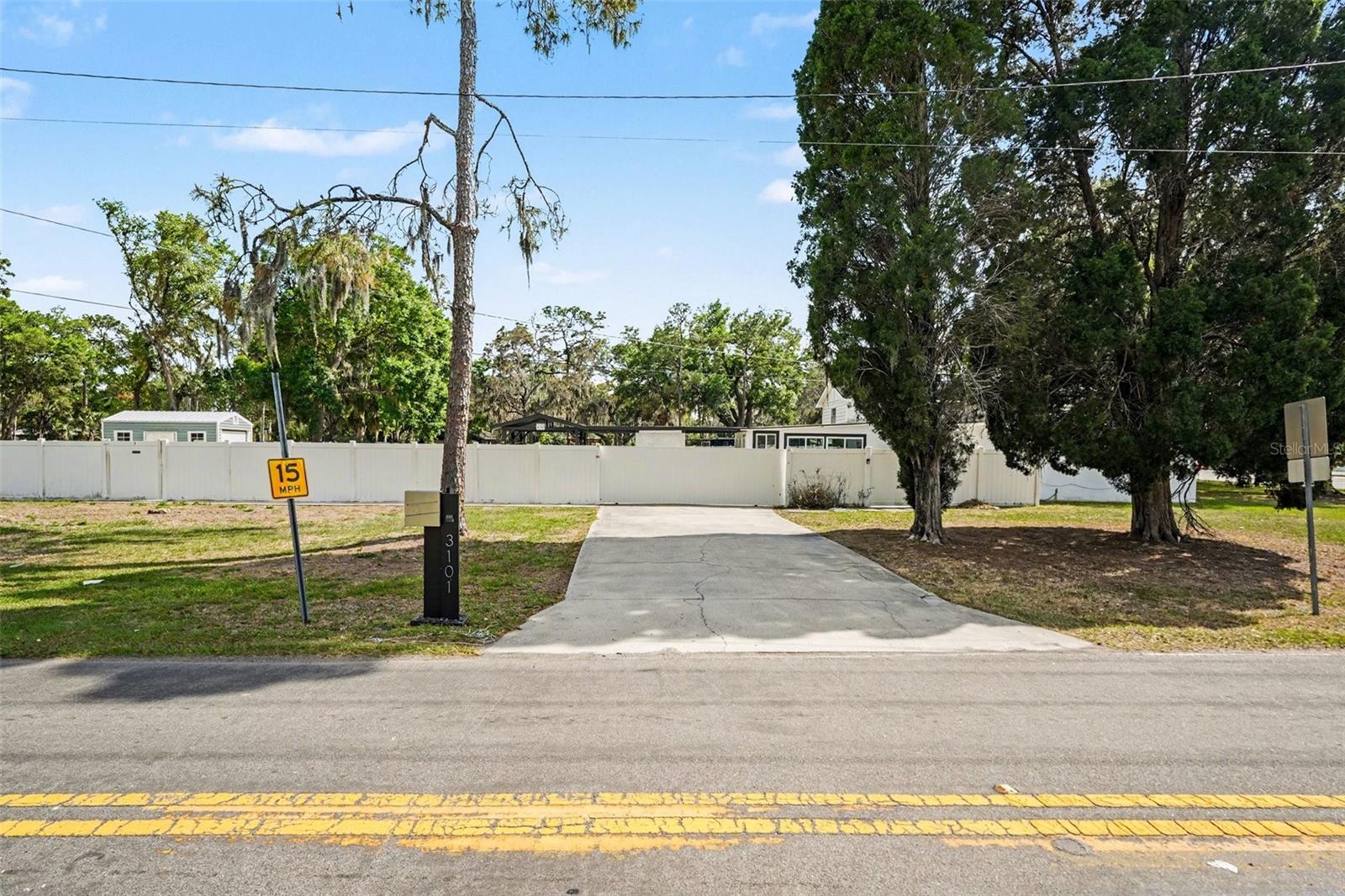 GALLERY GARDENS - Residential