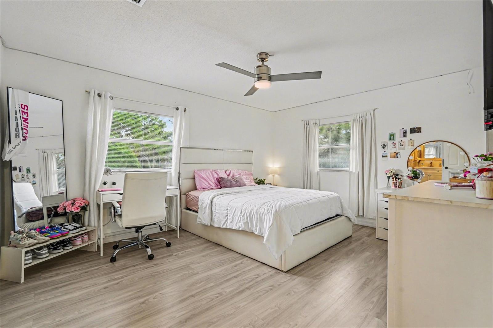 GALLERY GARDENS - Residential