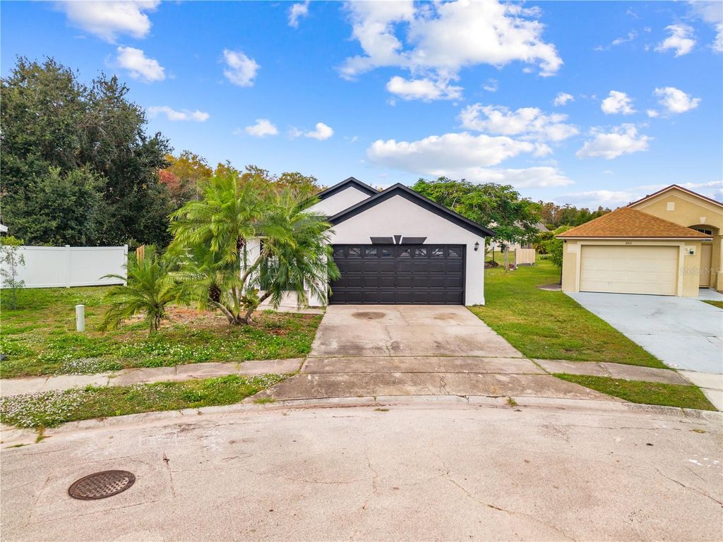 Photo of 2413 Sonja Court, Kissimmee, FL 34743 (MLS # S5140400)