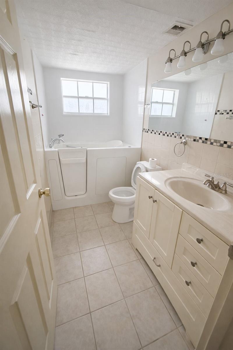 BEACON WOODS VILLAGE - Residential