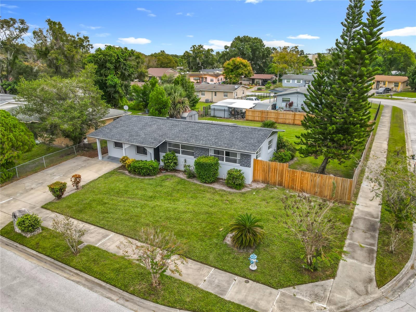 1423 HEBER CIRCLE