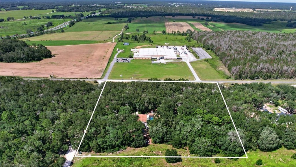 Photo of 21812 Field Of Dreams Lane, Dade City, FL 33523 (MLS # TB8545279)