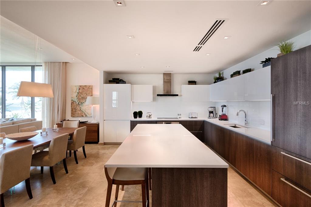 BEACHFRONT RESIDENCES AT DORADO BEACH RESORT IV - Residential