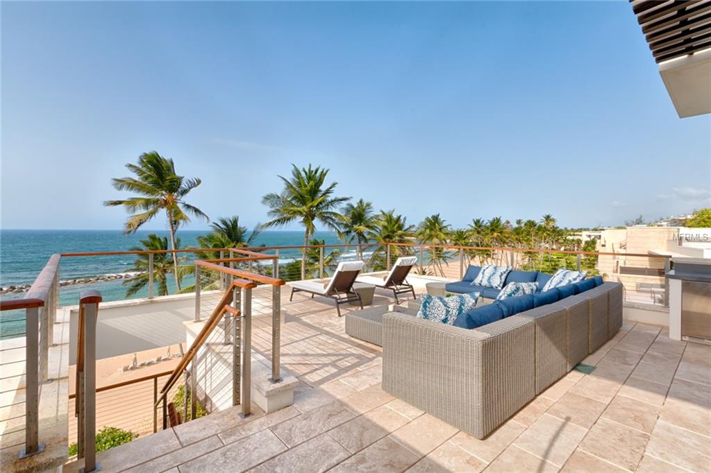 BEACHFRONT RESIDENCES AT DORADO BEACH RESORT IV - Residential